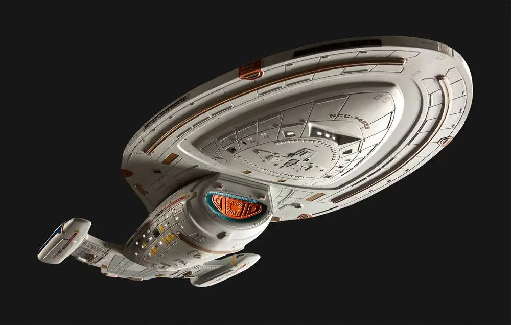 Star Trek Zestaw Modelowy 1/670 U.S.S. Voyager 51 cm zdjęcie produktu