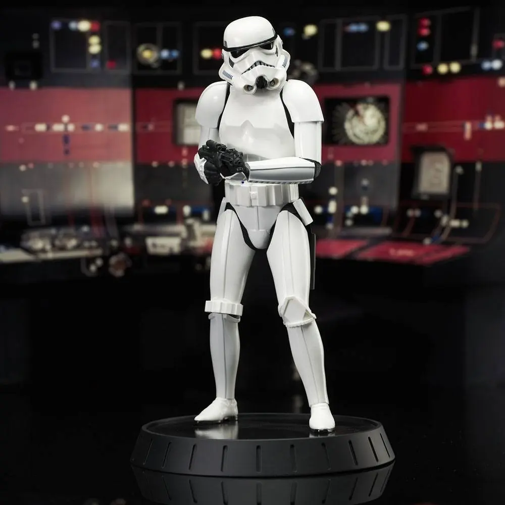 Star Wars Episode IV Milestones Statua 1/6 Han Solo (Stormtrooper Disguise) 40th Anniversary Exclusive 30 cm zdjęcie produktu