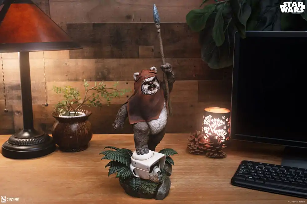 Star Wars: Część VI - Powrót Jedi Premium Format Statua Wicket 46 cm zdjęcie produktu