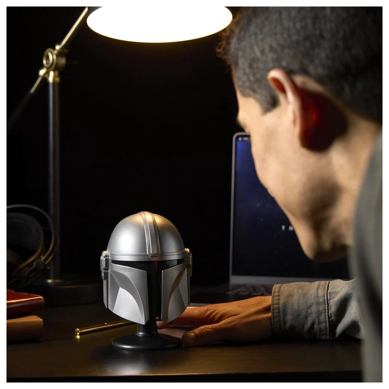 Star Wars: The Mandalorian & Grogu Black Series Mini Kask The Mandalorian zdjęcie produktu