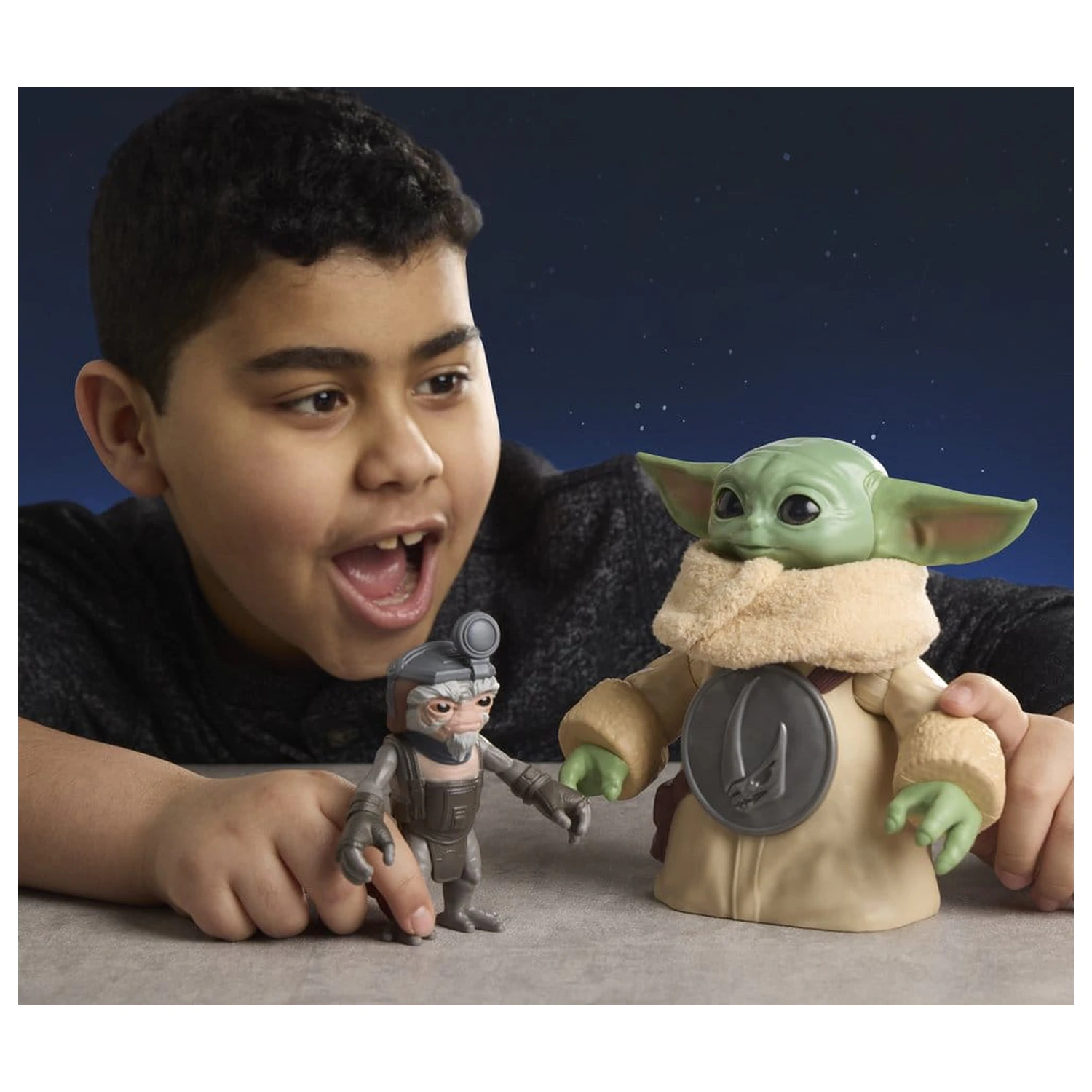 Star Wars: The Mandalorian & Grogu Elektroniczna Figurka Akcji Huggin' Grogu & Anzellan 17 cm zdjęcie produktu