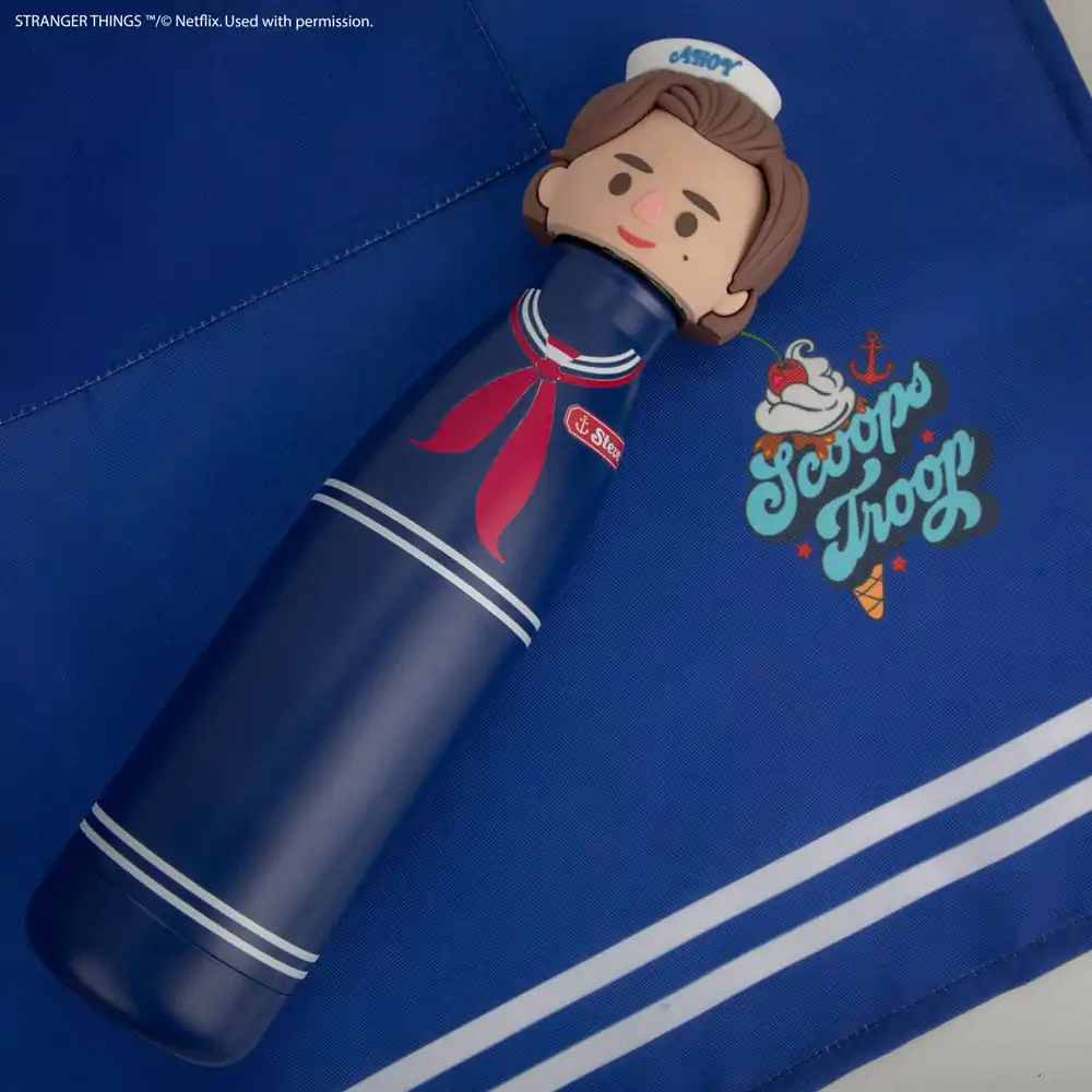 Butelka na wodę Stranger Things Scoops Ahoy Steve 500 ml zdjęcie produktu