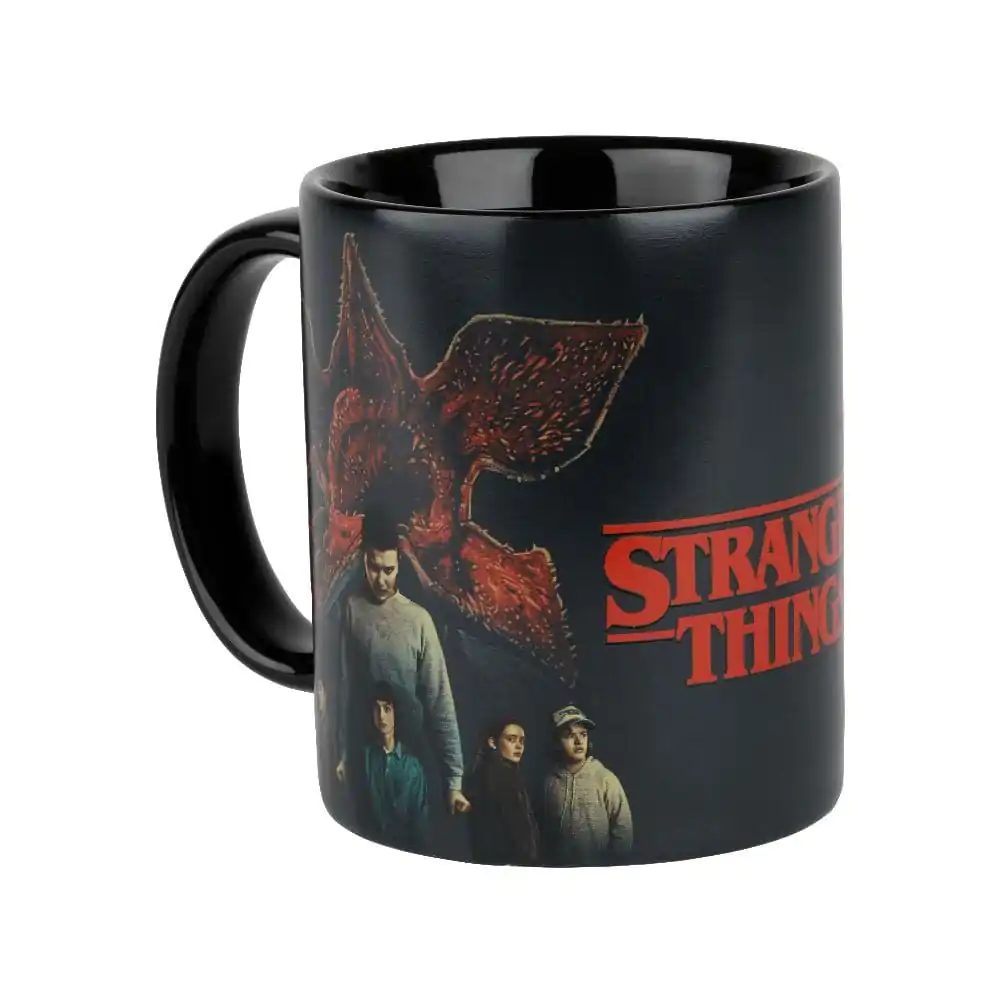 Stranger Things Kubek Zmieniający Kolor Team 320 ml zdjęcie produktu