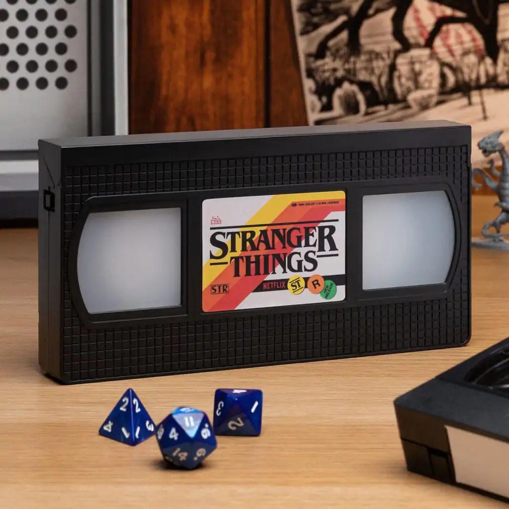 Stranger Things: Lampa z Logo VHS zdjęcie produktu