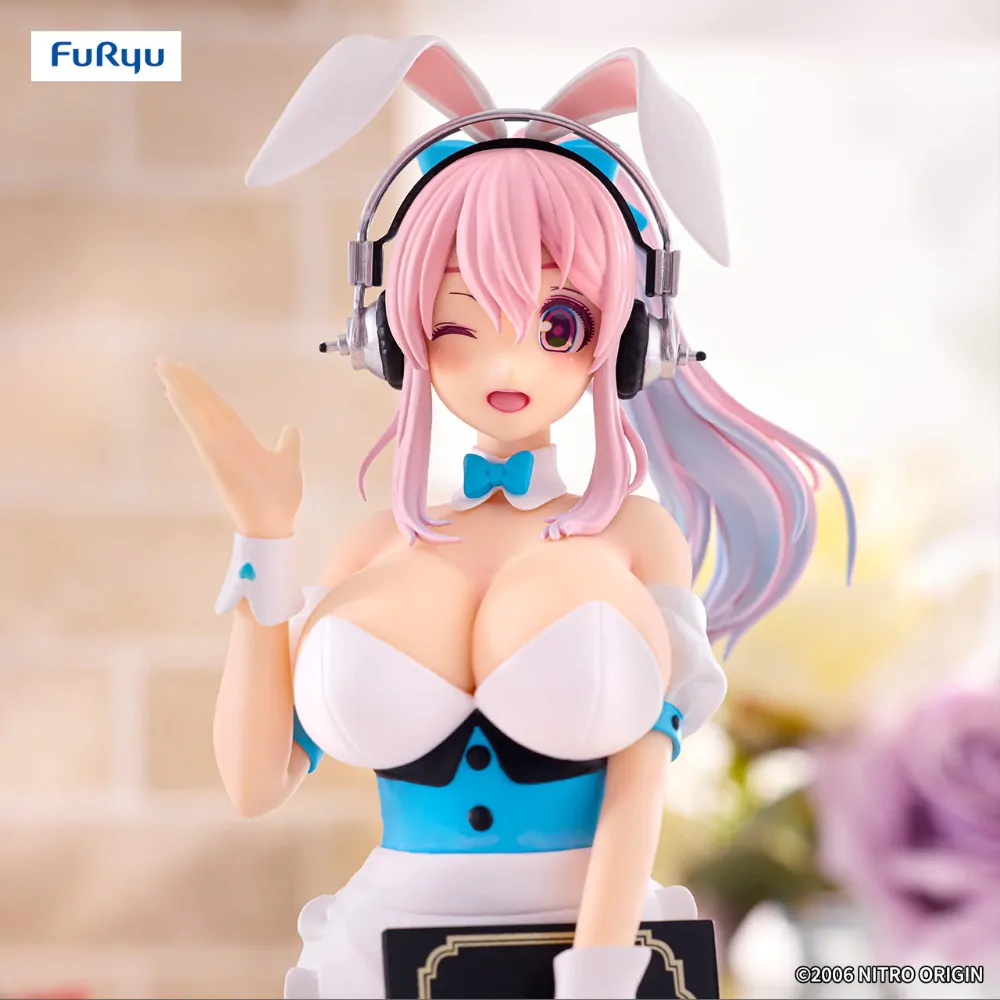Super Sonico BiCute Bunnies Statuetka PVC Waitress Light Blue Color Ver. 28 cm zdjęcie produktu