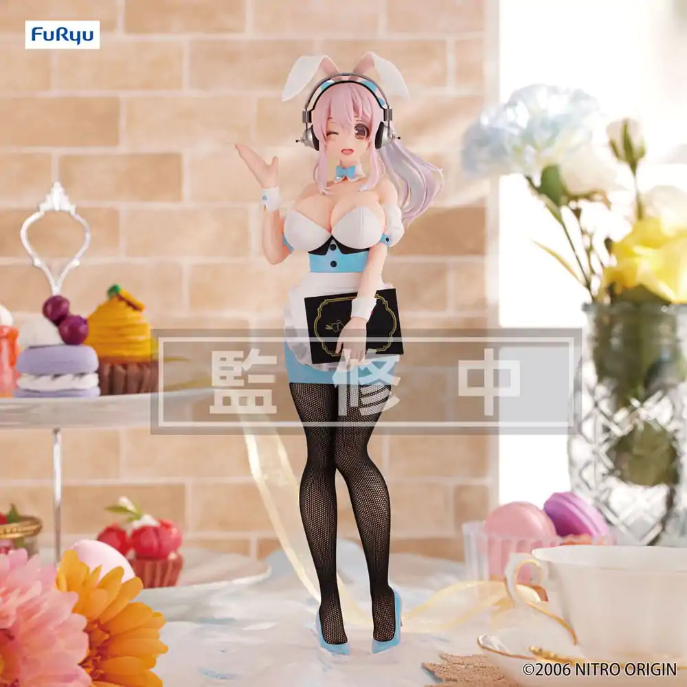 Super Sonico BiCute Bunnies Statuetka PVC Waitress Light Blue Color Ver. 28 cm zdjęcie produktu