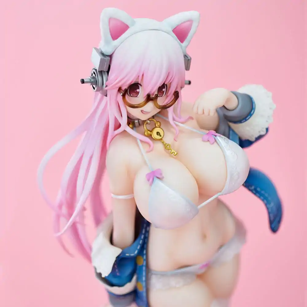 Super Sonico PVC Statuetka Super Sonico Biały Kot Wer. 27 cm zdjęcie produktu