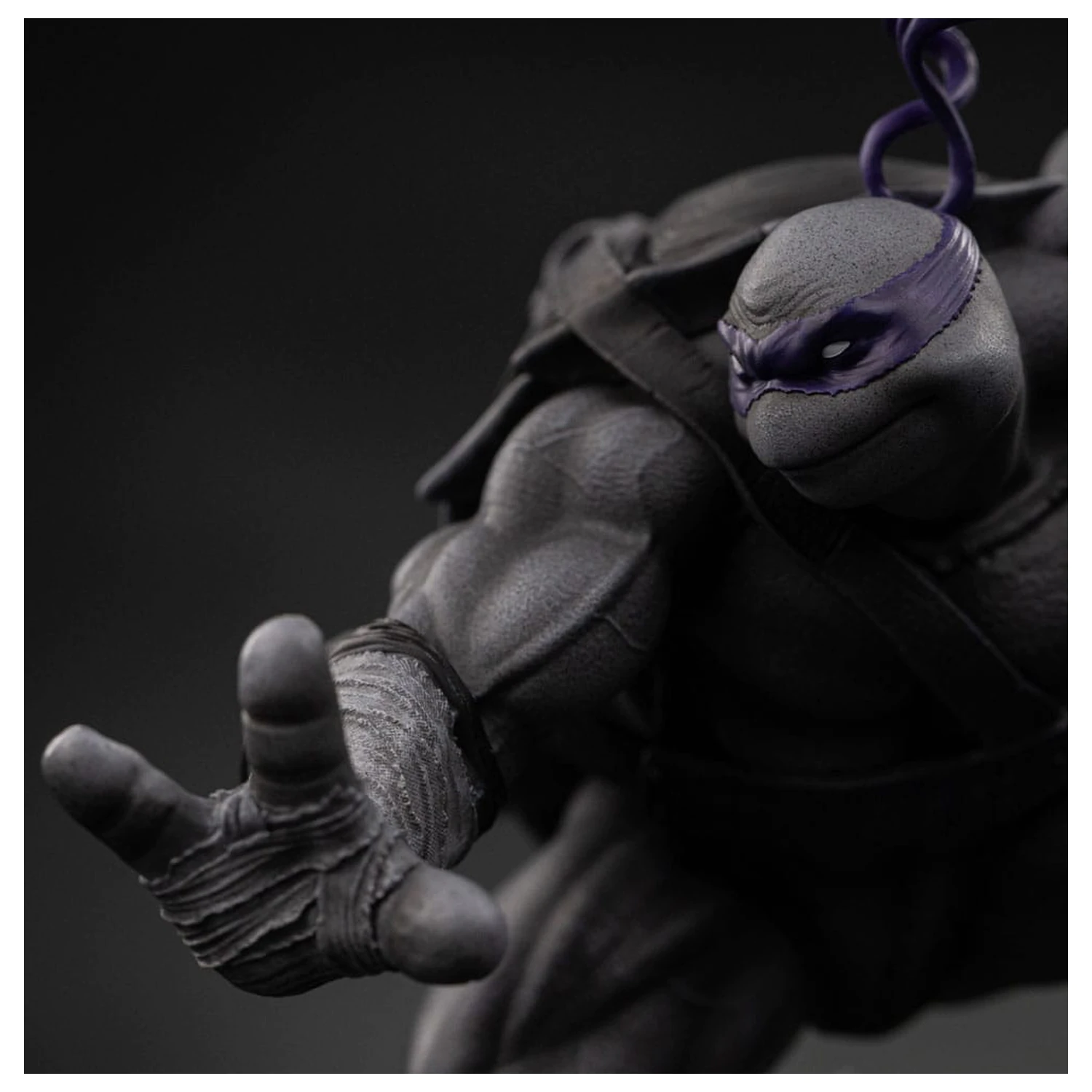 Teenage Mutant Ninja Turtles Art Scale Statua 1/10 Donatello Black and White Variant 26 cm zdjęcie produktu