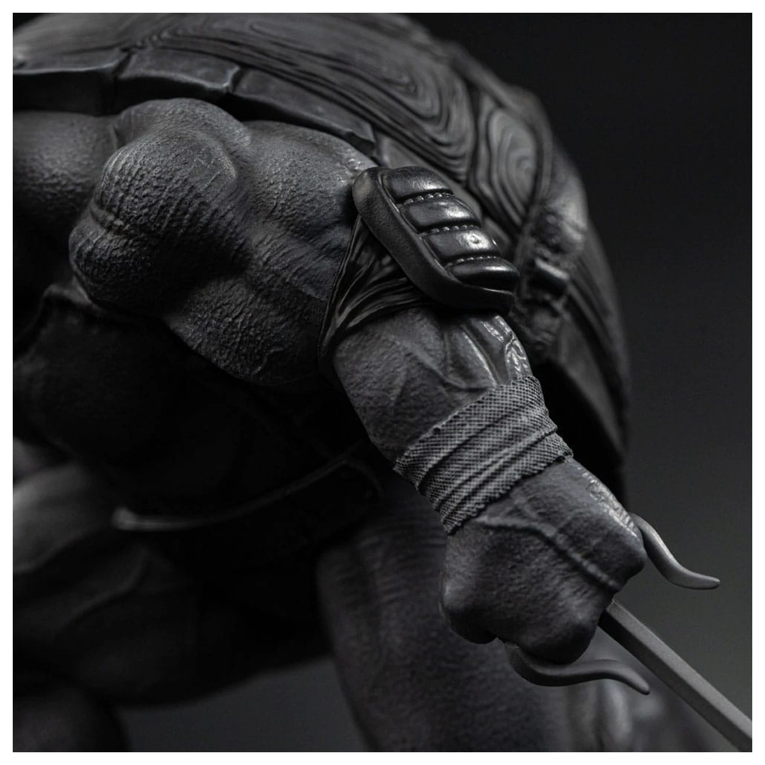 Teenage Mutant Ninja Turtles Art Scale Statua 1/10 Raphael Black and White Variant 26 cm zdjęcie produktu
