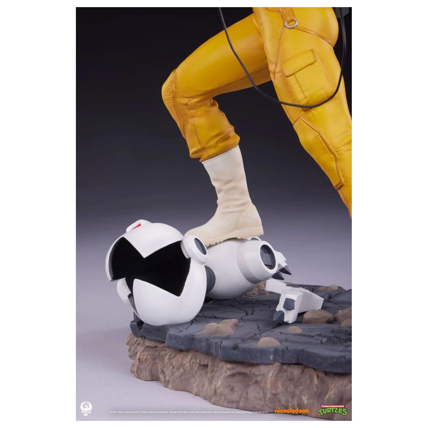 Statua Teenage Mutant Ninja Turtles Premier Series 1/4 April O'Neil 46 cm zdjęcie produktu