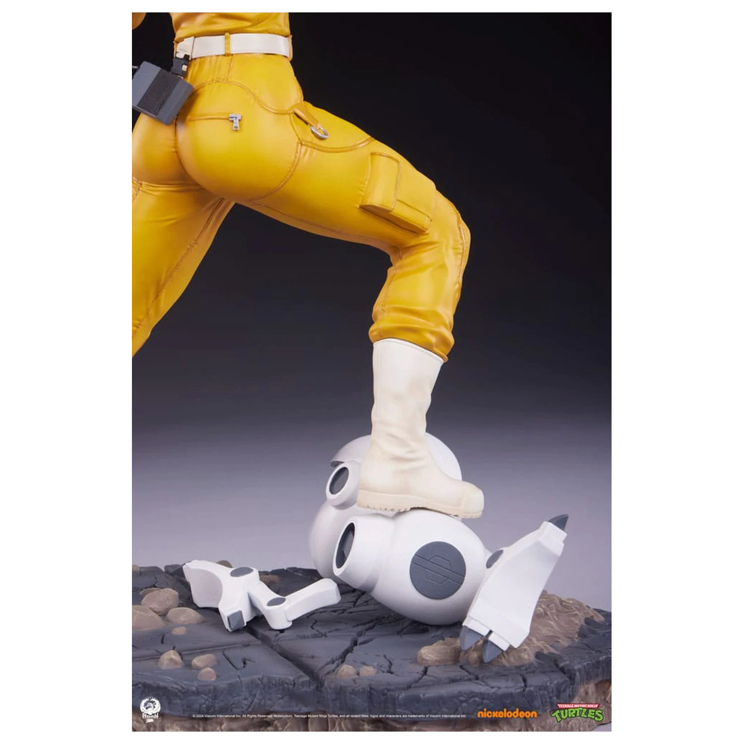 Statua Teenage Mutant Ninja Turtles Premier Series 1/4 April O'Neil 46 cm zdjęcie produktu