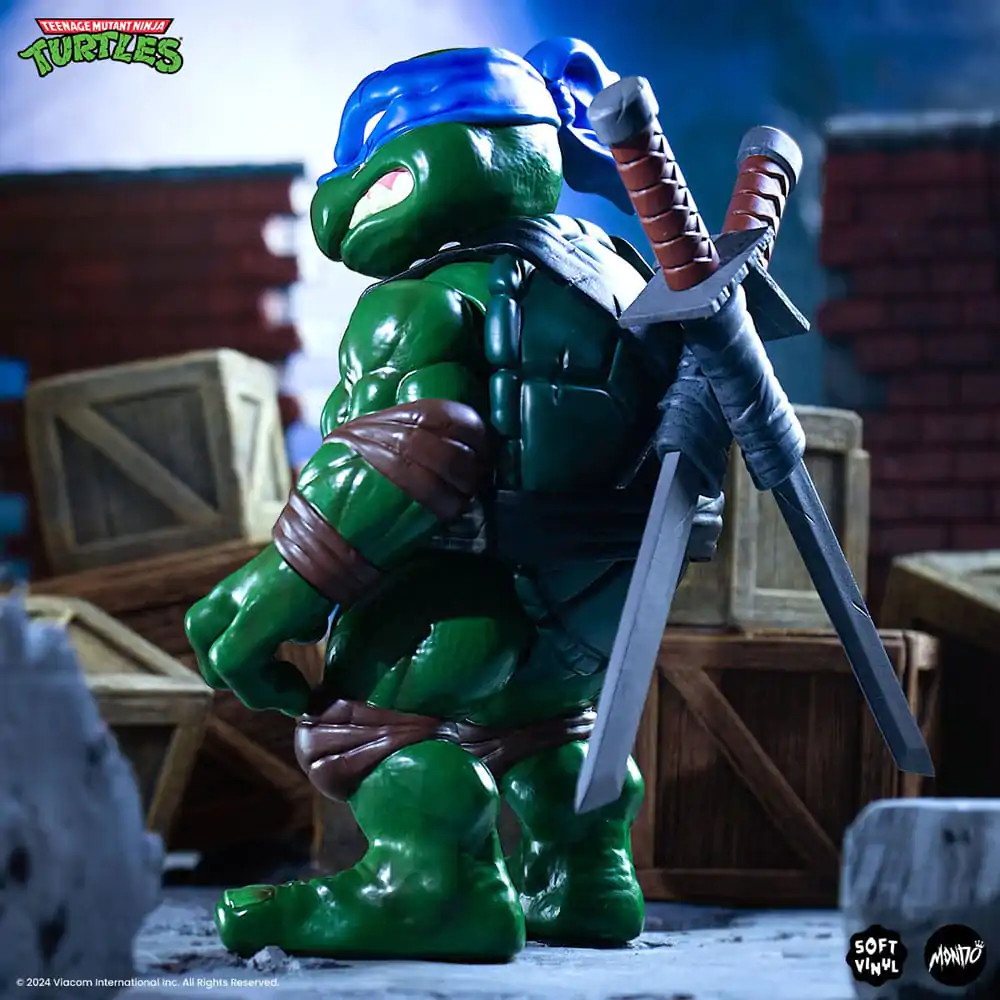 Teenage Mutant Ninja Turtles Miękka Winylowa Figurka Leonardo 25 cm zdjęcie produktu