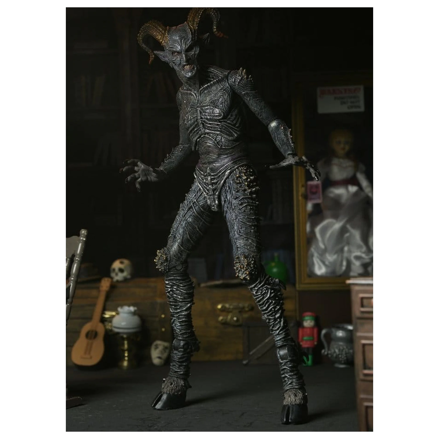 The Conjuring Universe Figurka Ultimate Malthus the Demon 18 cm zdjęcie produktu