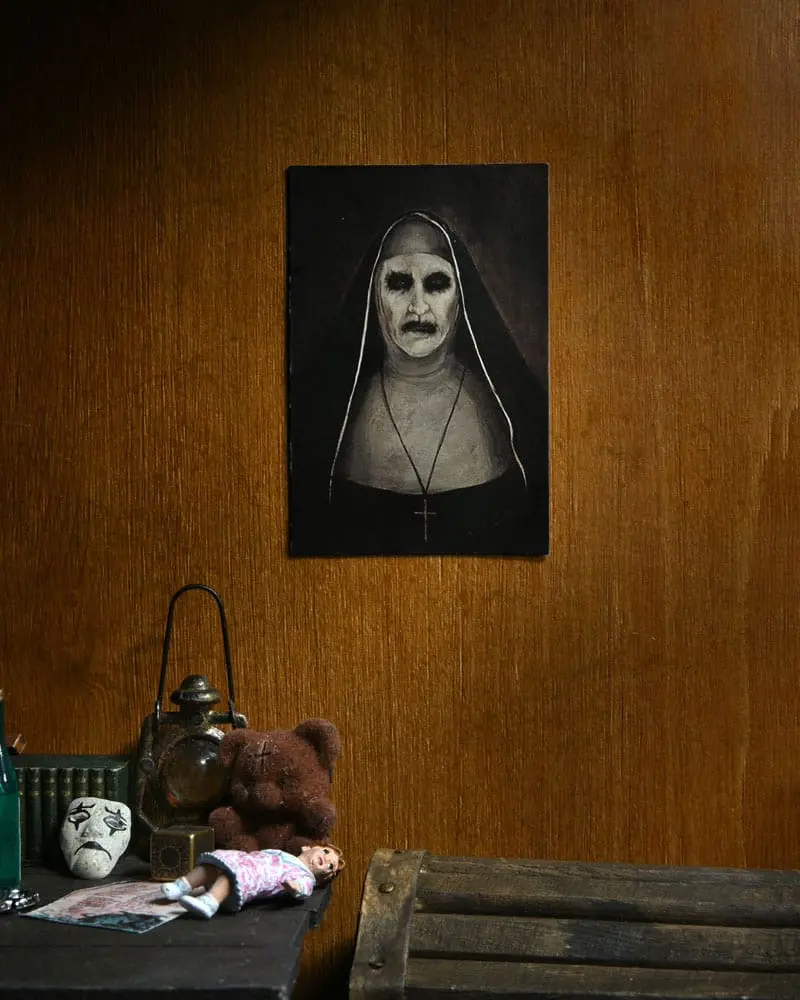 The Conjuring Universe Figurka Ultimate The Nun (Valak) 18 cm zdjęcie produktu