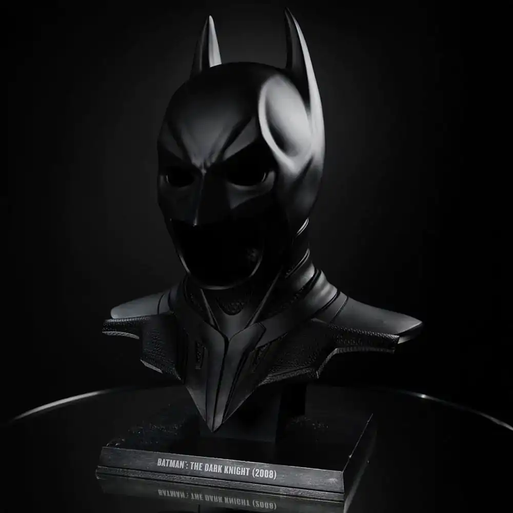 The Dark Knight DC Direct Replika 1/1 Batman Cowl 54 cm zdjęcie produktu