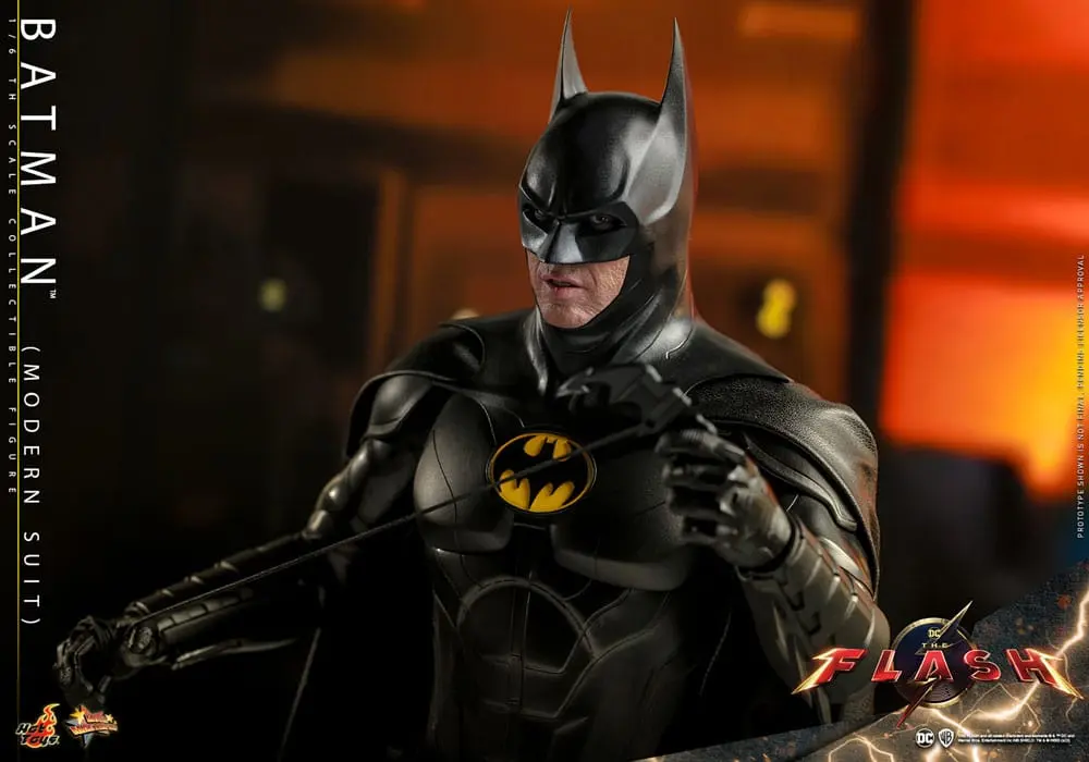 The Flash Movie Masterpiece Figurka Akcji 1/6 Batman (Modern Suit) 30 cm zdjęcie produktu
