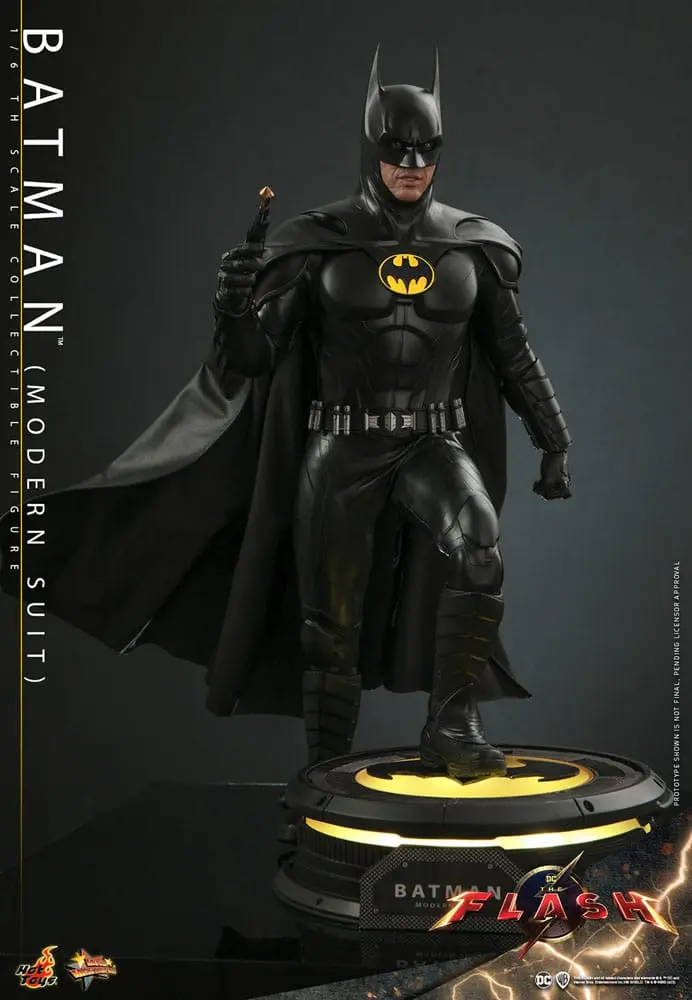 The Flash Movie Masterpiece Figurka Akcji 1/6 Batman (Modern Suit) 30 cm zdjęcie produktu