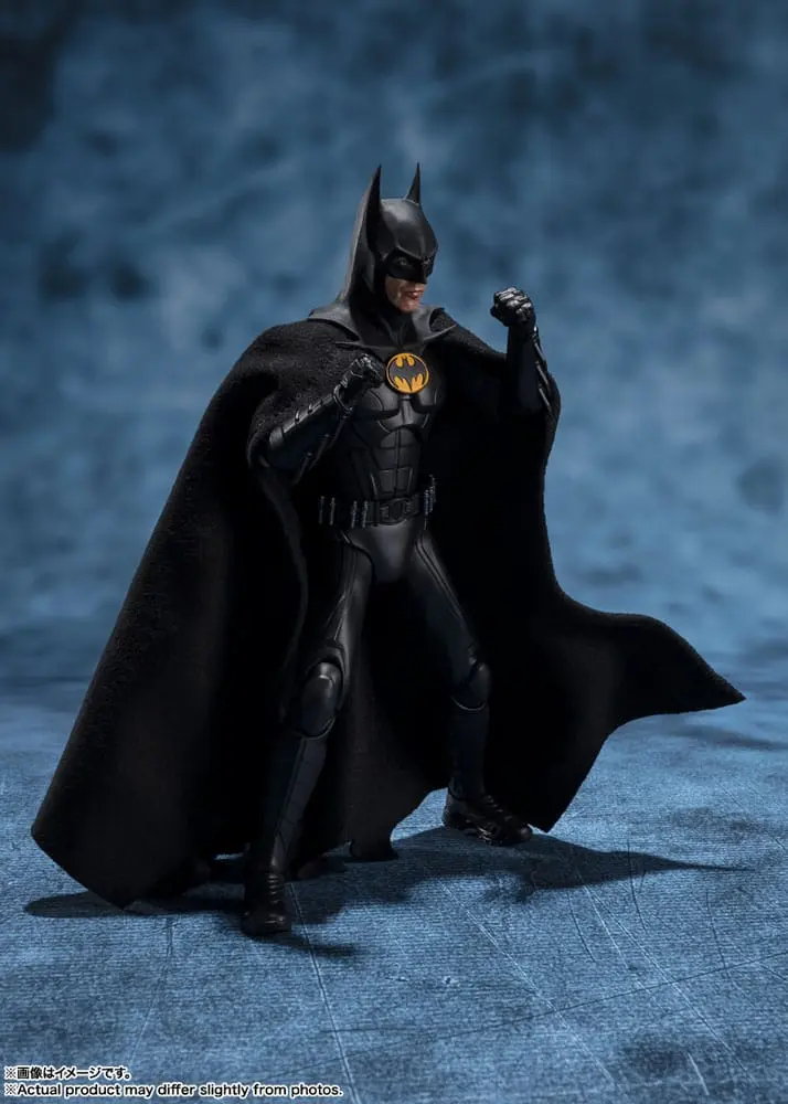 The Flash S.H. Figuarts Figurka akcji Batman 15 cm zdjęcie produktu