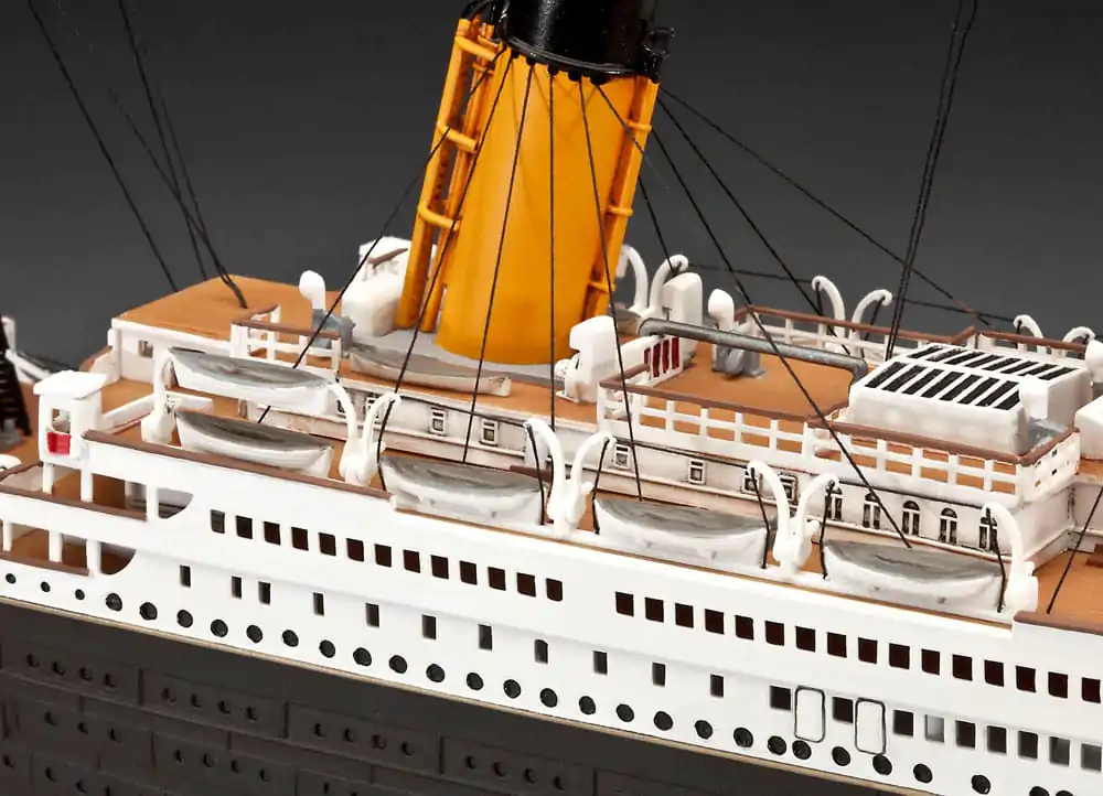 Titanic Model Kit Zestaw Upominkowy 1/400 R.M.S. Titanic 100th Anniversary Edition 67 cm zdjęcie produktu