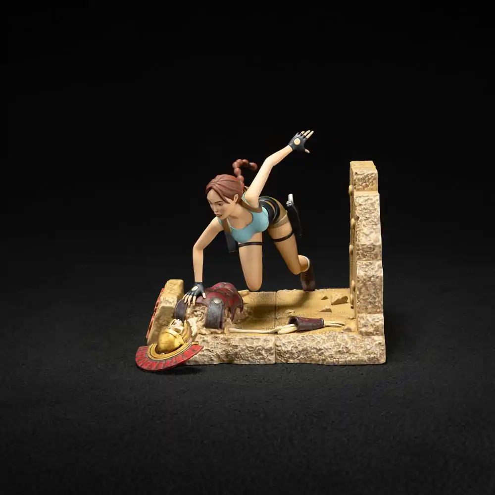 Tomb Raider 1996 PVC Statuetka Lara Croft Classic Era 17 cm zdjęcie produktu