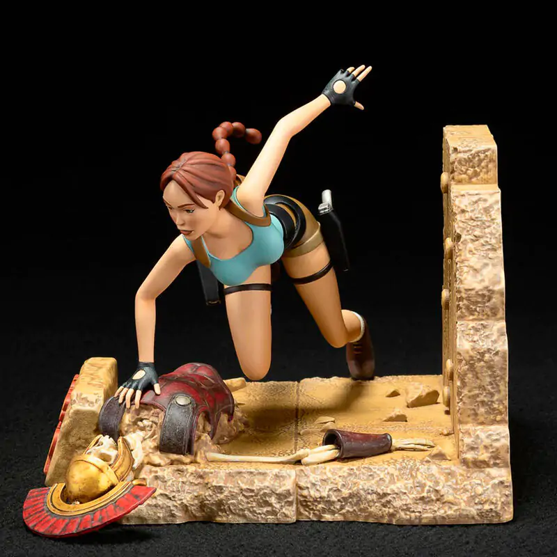 Figurka Tomb Raider Lara Croft 16,5 cm zdjęcie produktu