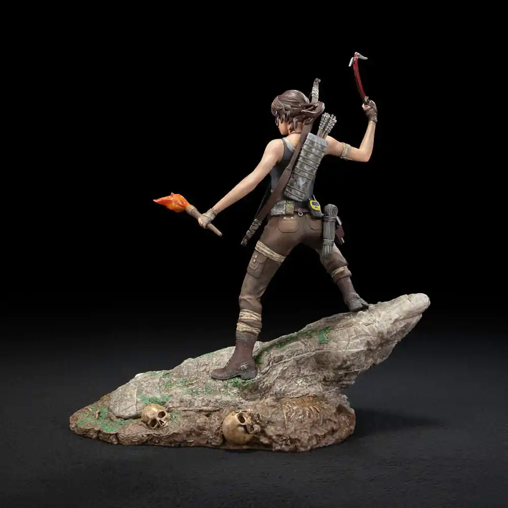 Tomb Raider PVC Statua Lara Croft Survivor Era 33 cm zdjęcie produktu