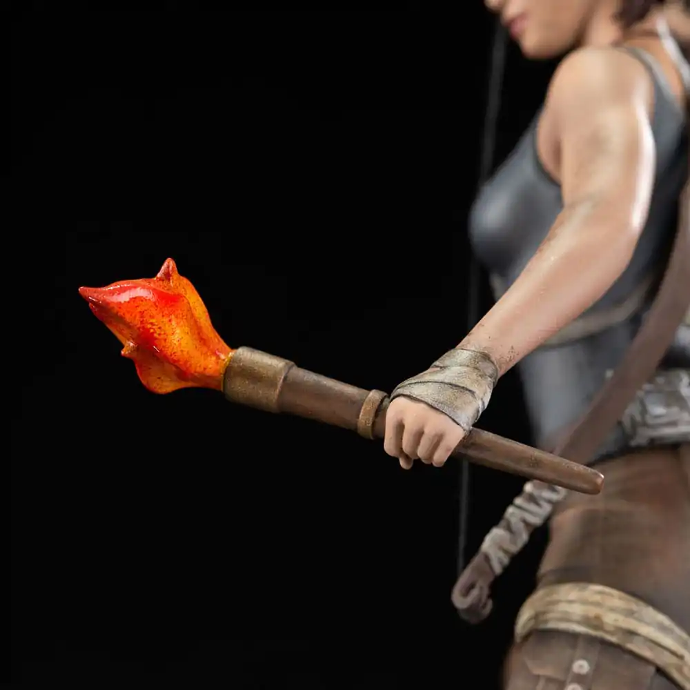 Tomb Raider PVC Statua Lara Croft Survivor Era 33 cm zdjęcie produktu