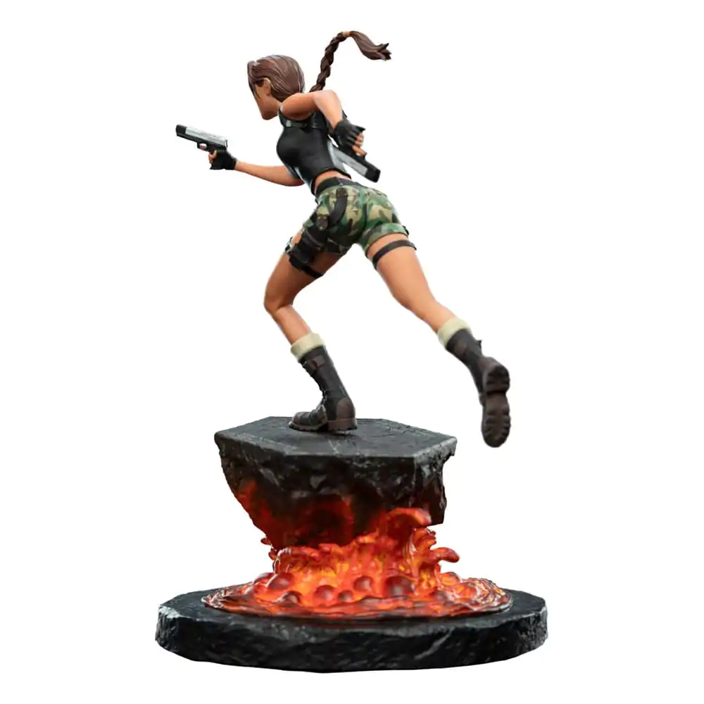 Statua Tomb Raider Mini Lara Croft: The Sanctuary of Flame 18 cm zdjęcie produktu