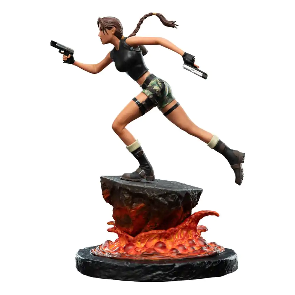 Statua Tomb Raider Mini Lara Croft: The Sanctuary of Flame 18 cm zdjęcie produktu