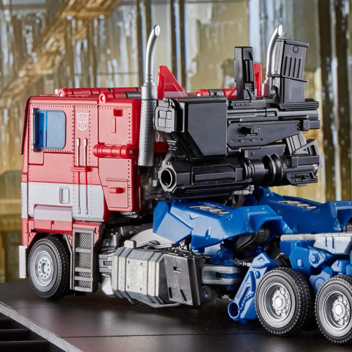 Transformers Move Masterpiece Bumblebee Optimus Prime 27 cm zdjęcie produktu