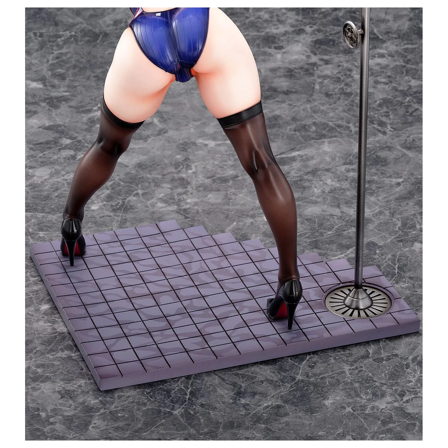 Ulrich Oryginalna Figurka z PVC w skali 1/5.5 Nagisa Hayami w Stroju Kąpielowym – Wersja Only, 34 cm zdjęcie produktu