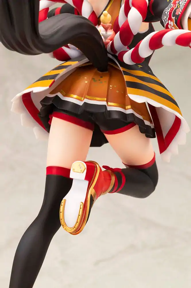 Uma Musume Pretty Derby PVC Statua 1/7 Prześcigając Nadciągające Upały Kitasan Black 30 cm zdjęcie produktu