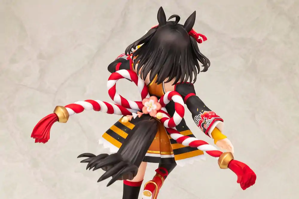 Uma Musume Pretty Derby PVC Statua 1/7 Prześcigając Nadciągające Upały Kitasan Black 30 cm zdjęcie produktu