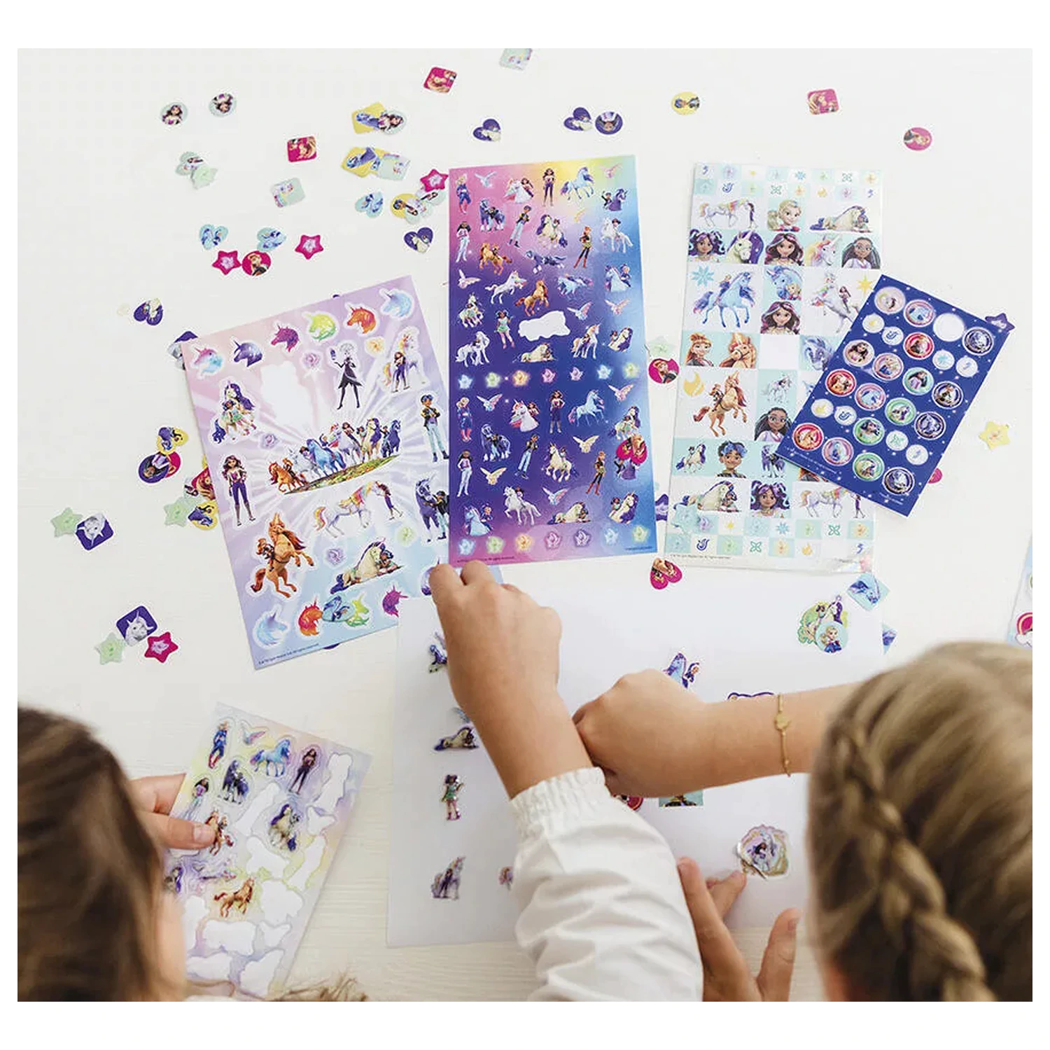 Unicorn Academy Super Zestaw Naklejek z Zabawką zdjęcie produktu