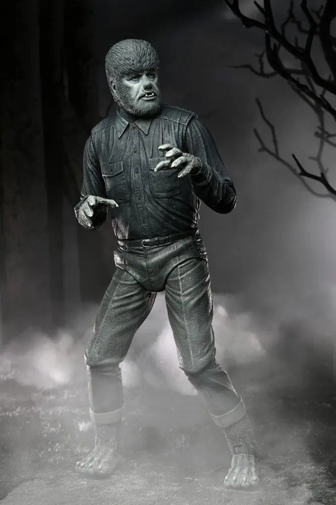 Universal Monsters Figurka Akcji Ultimate The Wolf Man (Black & White) 18 cm zdjęcie produktu