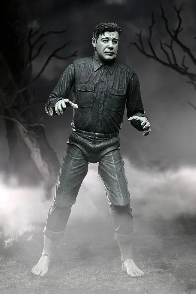 Universal Monsters Figurka Akcji Ultimate The Wolf Man (Black & White) 18 cm zdjęcie produktu