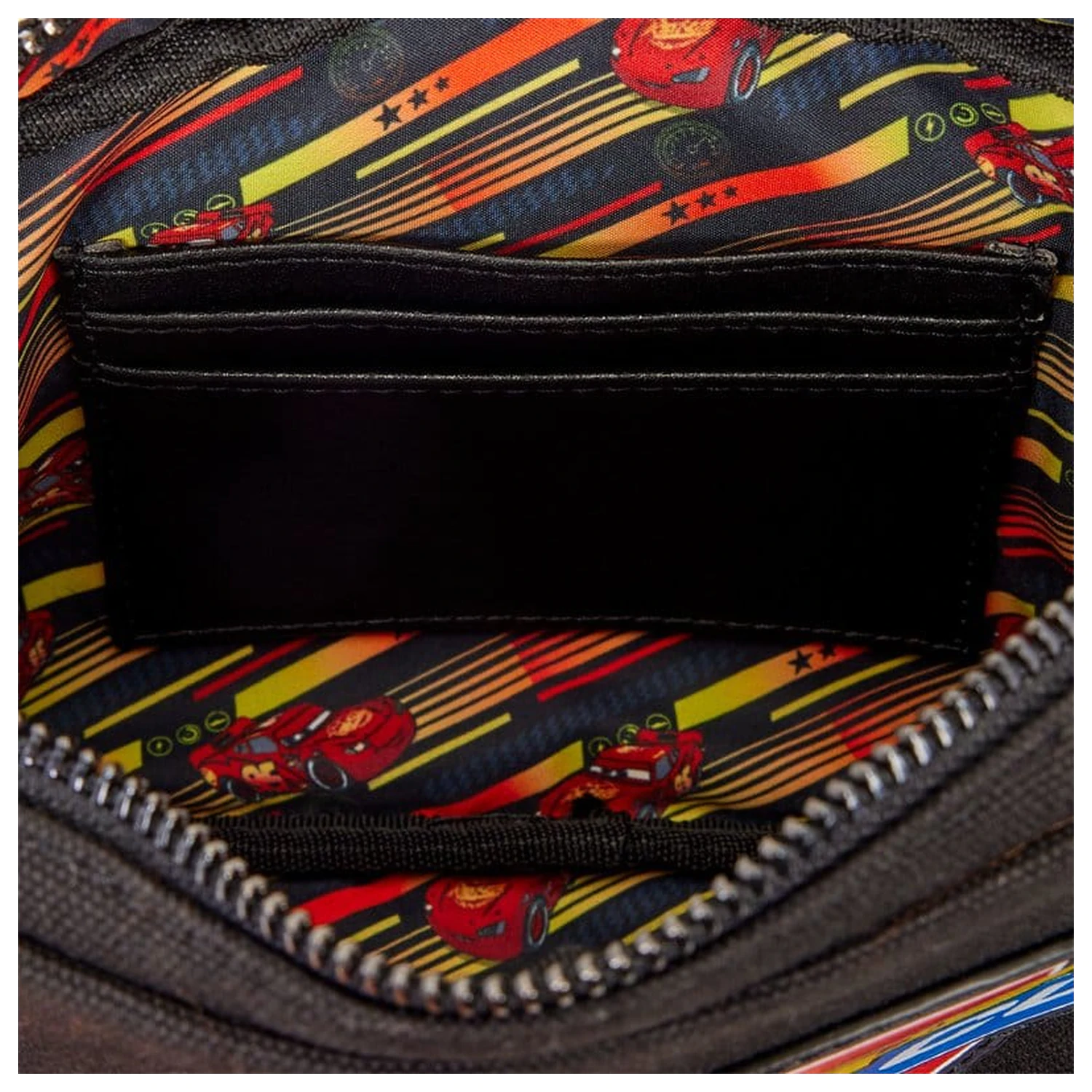 Cars by Loungefly Sling Bag 20th Anniversary Piston Cup zdjęcie produktu