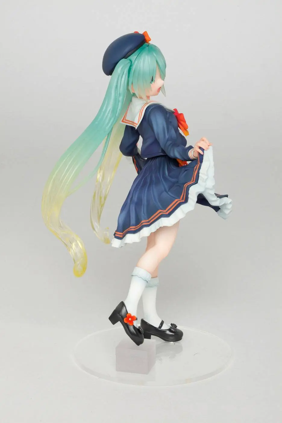 Vocaloid PVC Statuetka Hatsune Miku 3rd Season Autumn Ver. (re-sales) 18 cm zdjęcie produktu