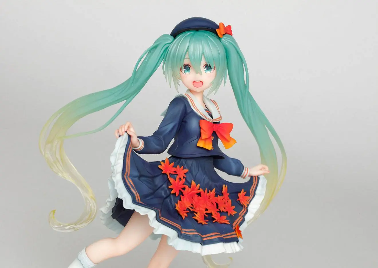 Vocaloid PVC Statuetka Hatsune Miku 3rd Season Autumn Ver. (re-sales) 18 cm zdjęcie produktu