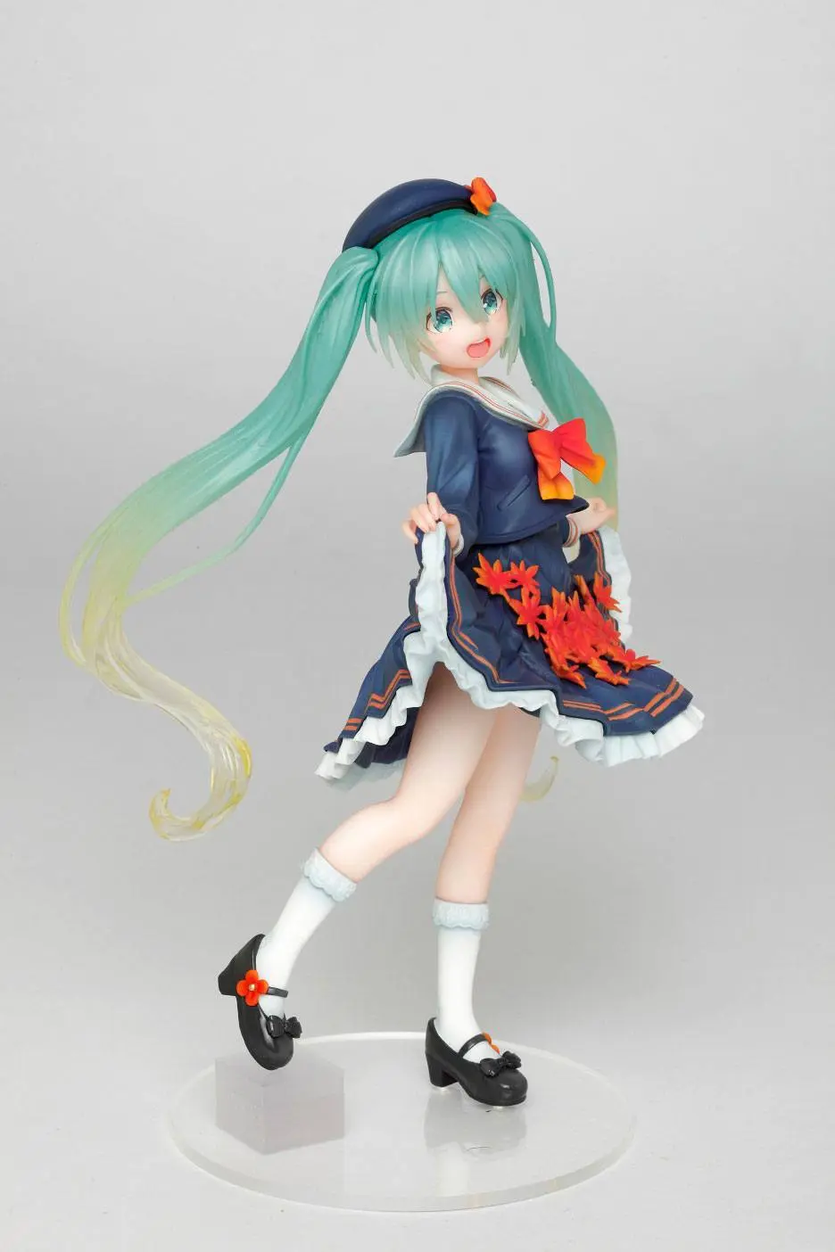 Vocaloid PVC Statuetka Hatsune Miku 3rd Season Autumn Ver. (re-sales) 18 cm zdjęcie produktu