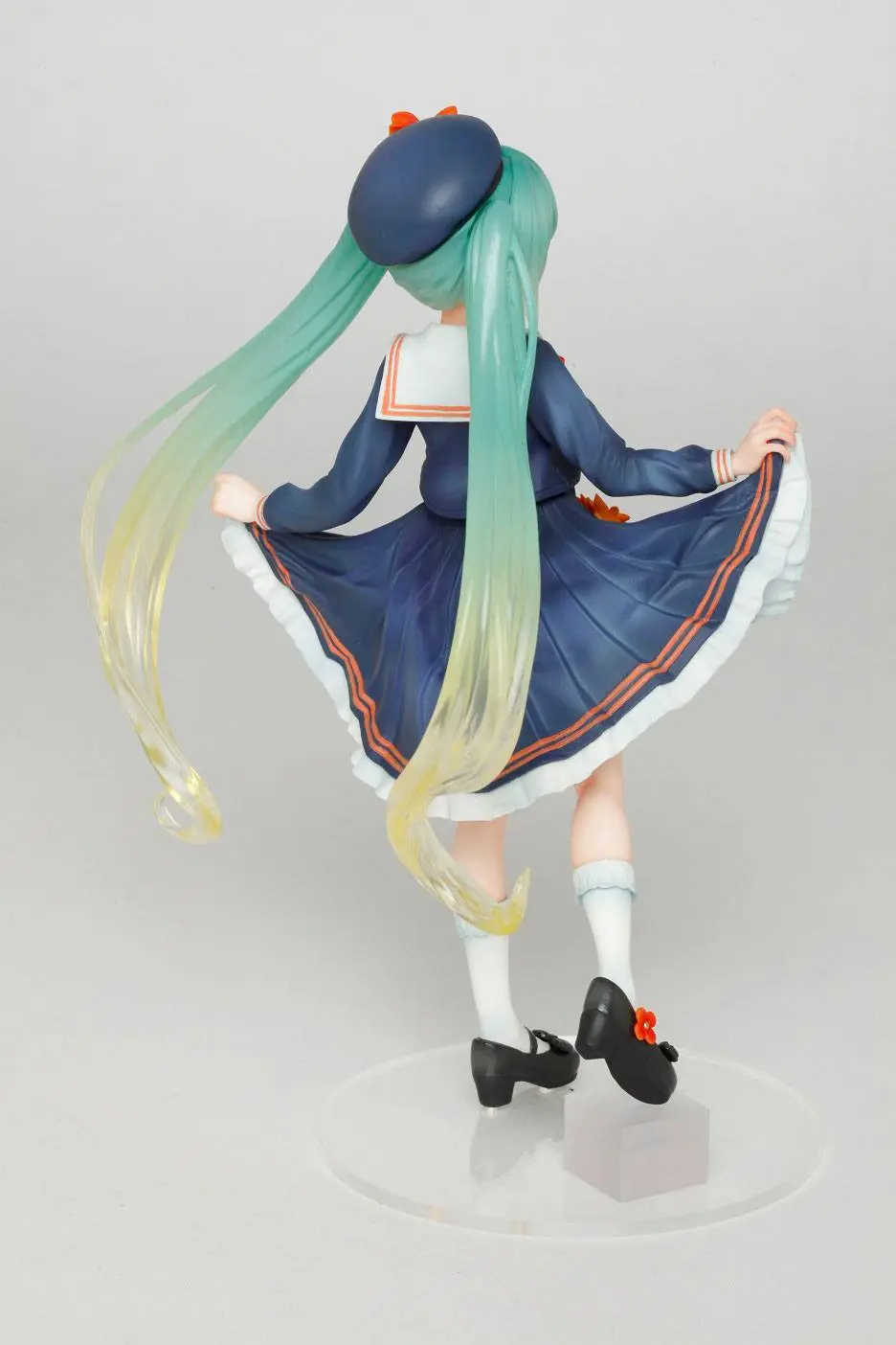 Vocaloid PVC Statuetka Hatsune Miku 3rd Season Autumn Ver. (re-sales) 18 cm zdjęcie produktu