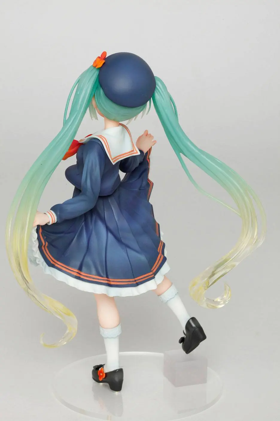 Vocaloid PVC Statuetka Hatsune Miku 3rd Season Autumn Ver. (re-sales) 18 cm zdjęcie produktu