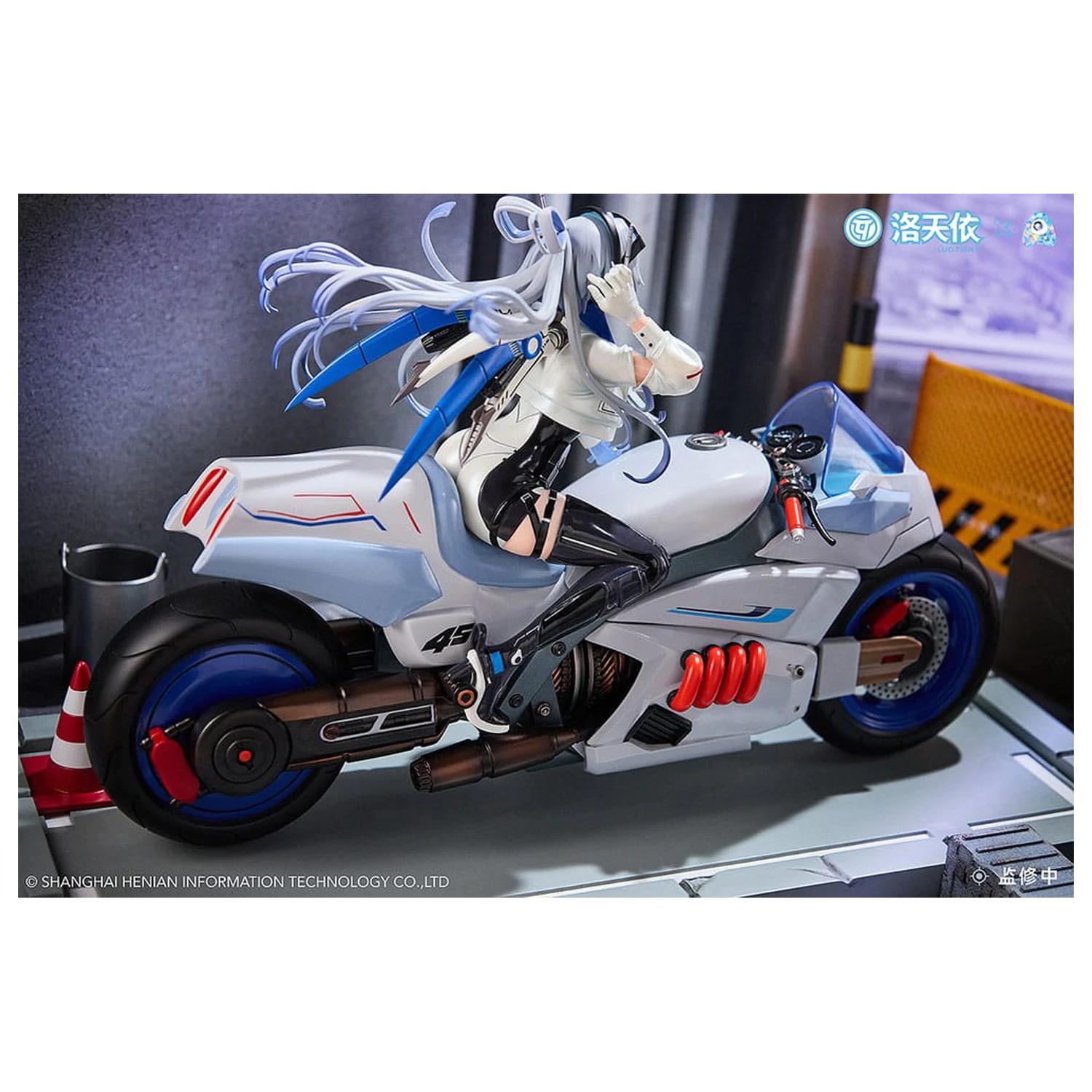Statua PCV Vsinger 1/7 Vsinger Luo Tianyi Retro-Future Storm Driver Ver. 23 cm zdjęcie produktu
