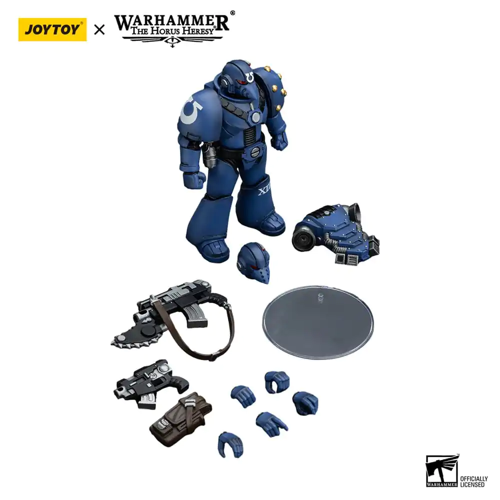 Warhammer The Horus Heresy Figurka Akcji 1/18 Ultramarines MK VI Tactical Squad Legionista z Bolterem i Piłą Łańcuchową 12 cm zdjęcie produktu