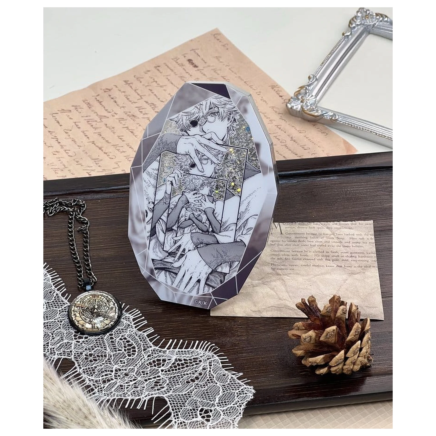 Witch Hat Atelier akrylowy kryształ z ruchomym piaskiem Qifrey zdjęcie produktu