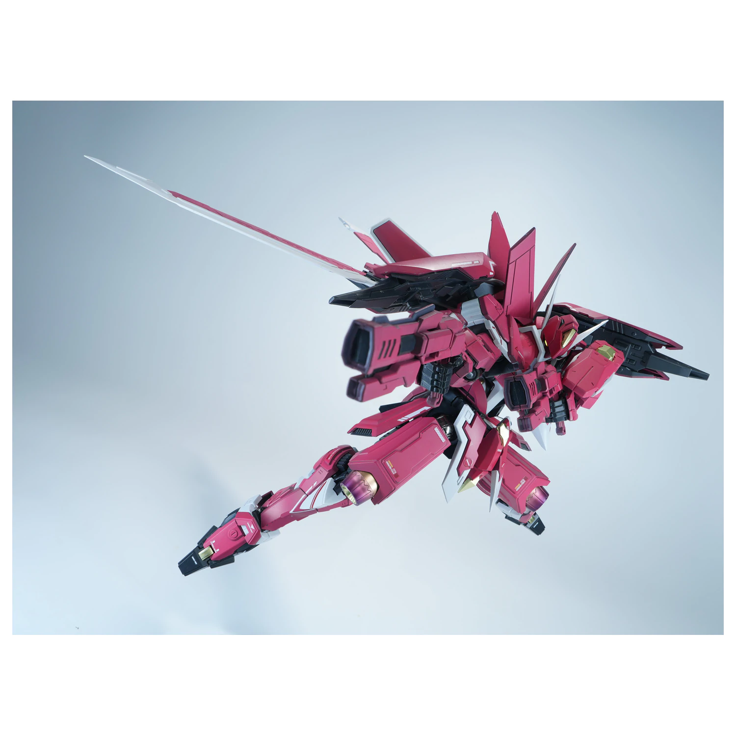 X-PLAY J-20 Cang Wei Crimson Flowing Gold Model Kit 21cm zdjęcie produktu
