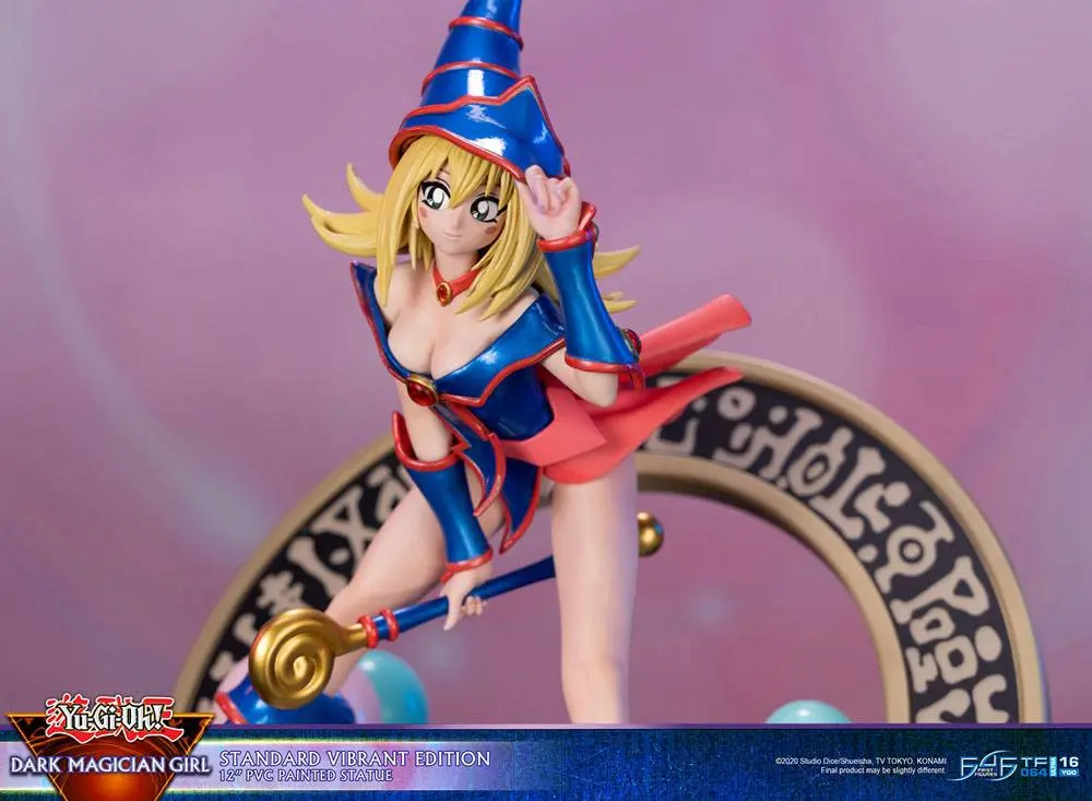 Yu-Gi-Oh! PVC Statua Mroczna Magiczka Standard Vibrant Edition 30 cm zdjęcie produktu