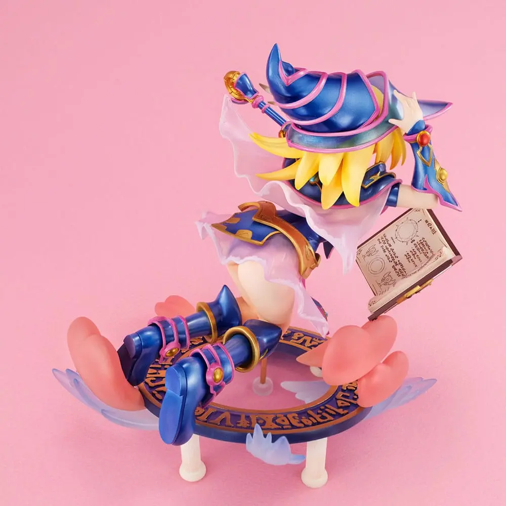 Yu-Gi-Oh! Duel Monsters Art Works Monsters Figurka z PVC Dark Magician Girl 22 centymetry zdjęcie produktu