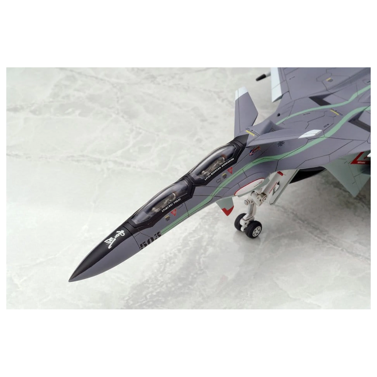 Yukikaze Fairy Air Force Taktyczny Model Zwiadowczy Zestaw Modelowy 1/100 FFR-31MR/D Super Sylph Yukikaze Renewal Ver. 22 cm zdjęcie produktu