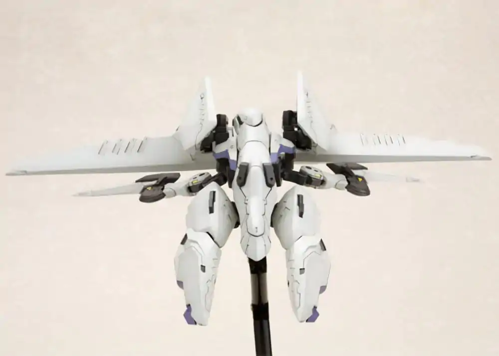 Zone of the Enders The 2nd Runner Plastic Model Kit Vic Viper 18 cm zdjęcie produktu